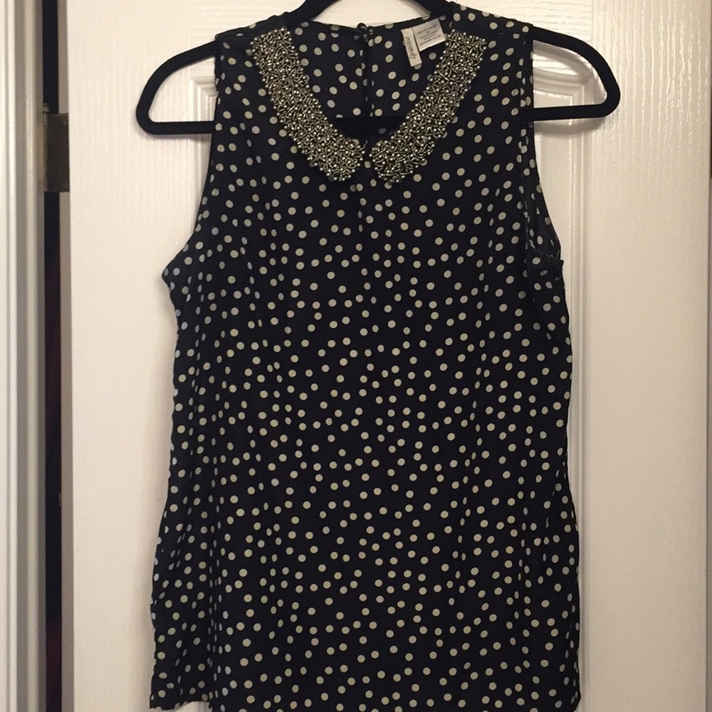 Green/navy polka dot shirt